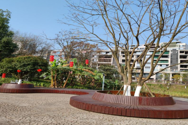 匠心守護 安全提質(zhì)——興綠園林完成城市公園木質(zhì)設施專項維修